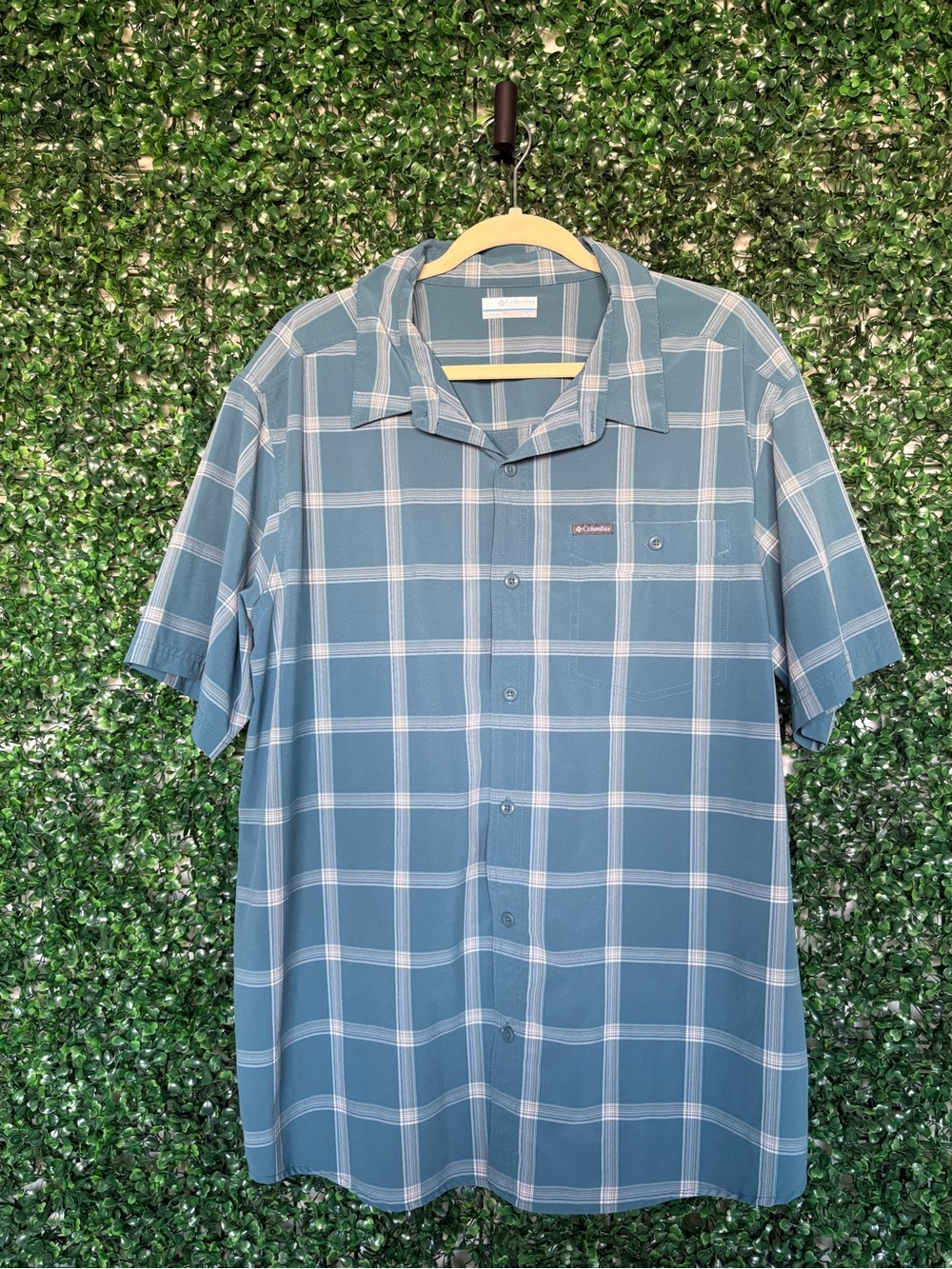 Columbia Blue Plaid Short-Sleeve Button-Down Shirt